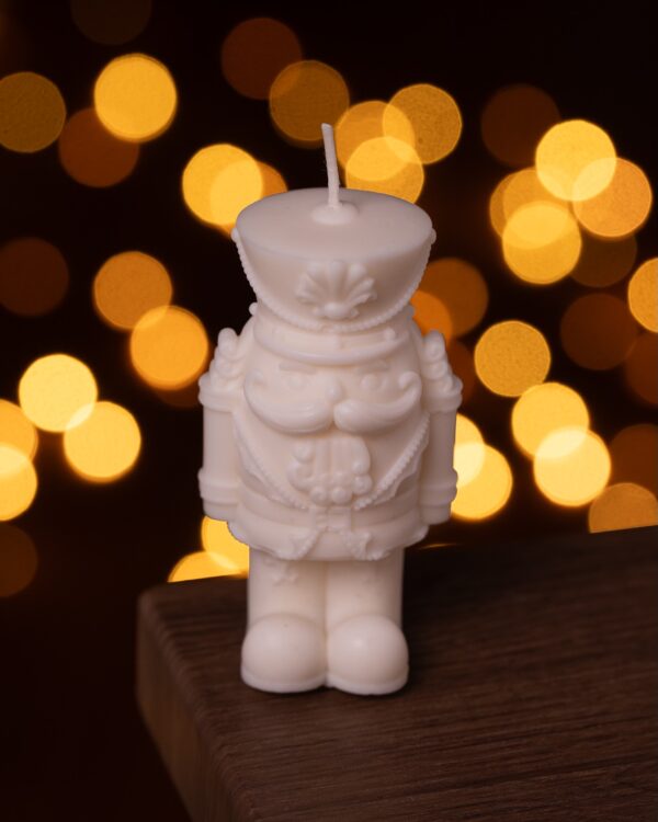 Nutcracker White Mini